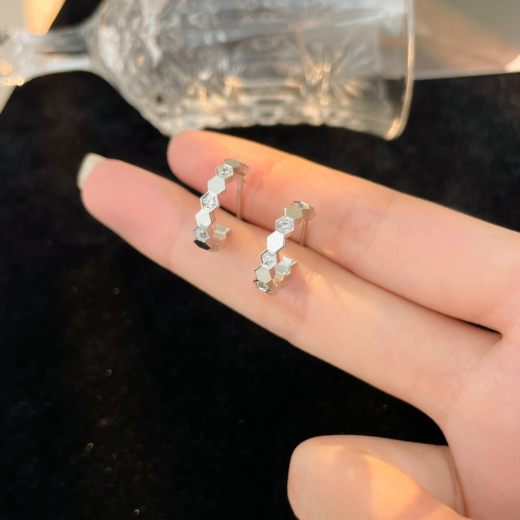 [Luna Brilliance]BEE LOVE DIAMOND HOOP EARRINGS