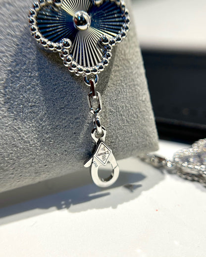 [Luna Brilliance]CLOVER 5 MOTIF LASER BRACELET COLLECTION