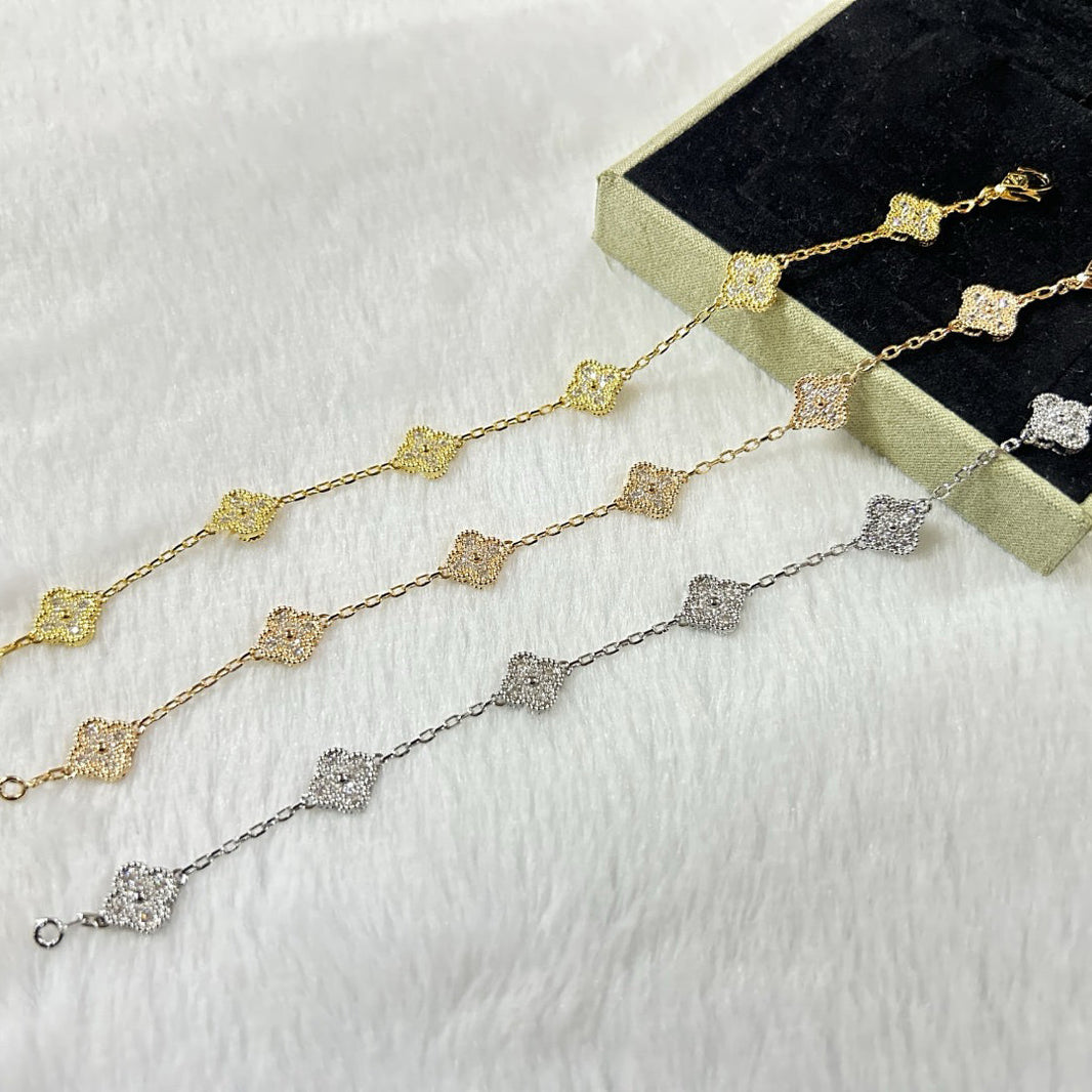 [Luna Brilliance]CLOVER 6 MOTIF DIAMOND BRACELET