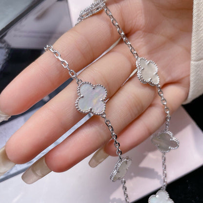 [Luna Brilliance]CLOVER 10 MOTIFS WHITE MOTHER OF PEARL NECKLACE