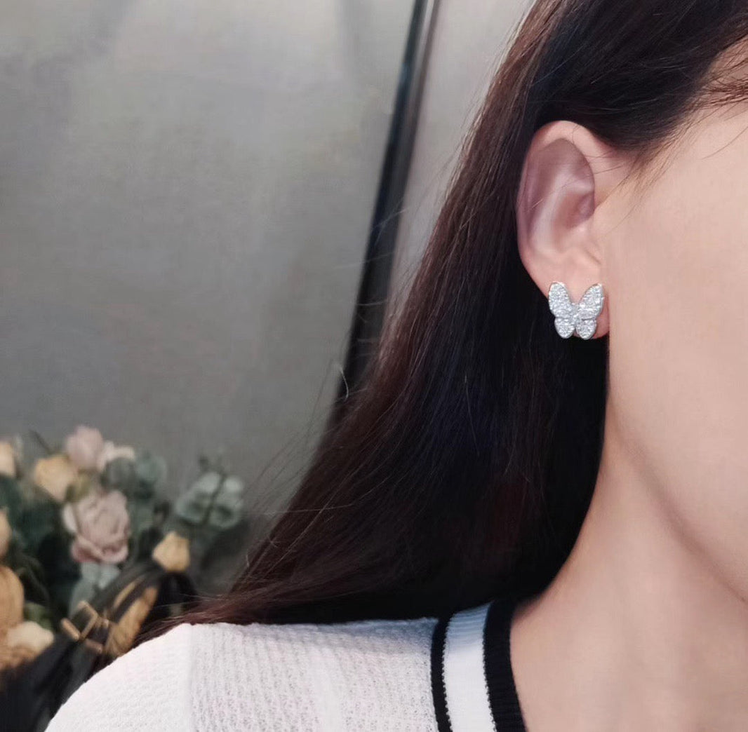 [Luna Brilliance]BUTTERFLY ALL DIAMOND EARRINGS