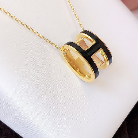 [Luna Brilliance]HM CLIC BLACK ENAMEL GOLD NECKLACE