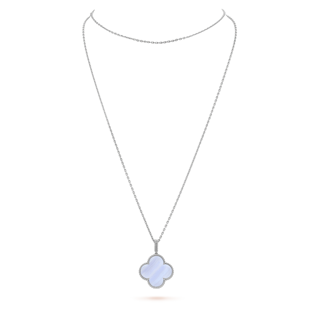 [Luna Brilliance]CLOVER SILVER CHALCEDONY BIG CLOVER NECKLACE